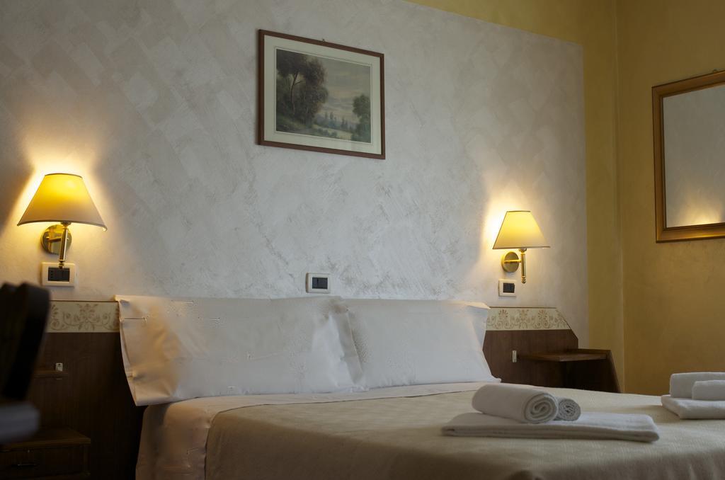 Hotel Rosa Serenella Bardonnèche Extérieur photo
