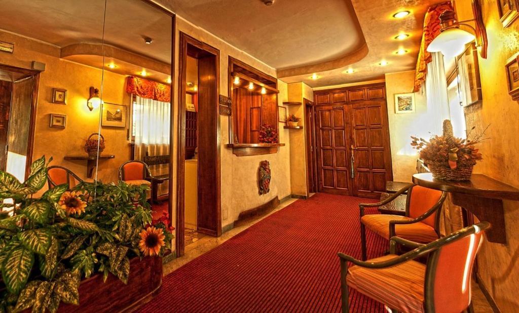 Hotel Rosa Serenella Bardonnèche Extérieur photo
