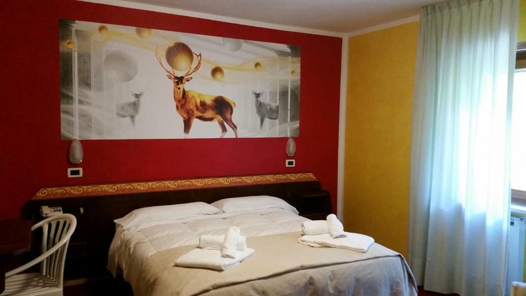 Hotel Rosa Serenella Bardonnèche Extérieur photo