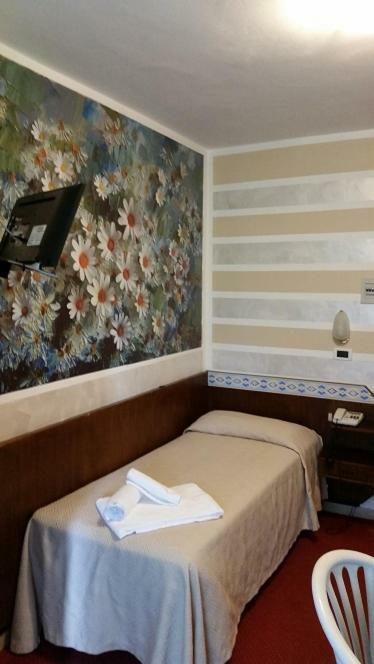 Hotel Rosa Serenella Bardonnèche Extérieur photo